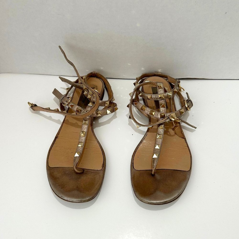 Valentino Rockstud Sandals 37